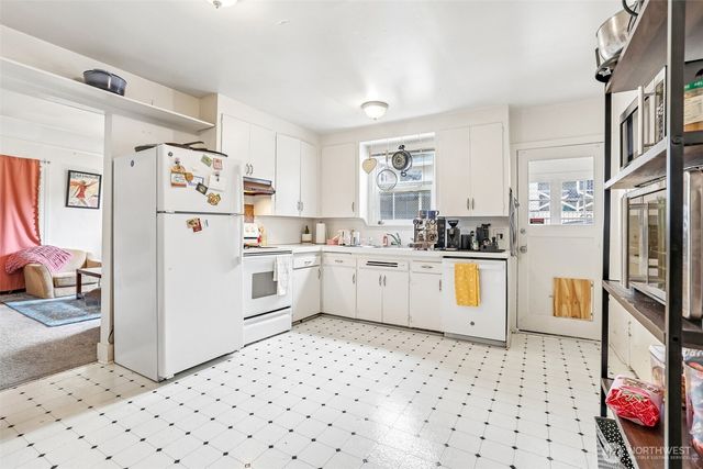 315 NE 65th Street, Seattle, WA 98115
