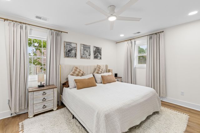 16 Amherst Street, Charleston, SC 29403