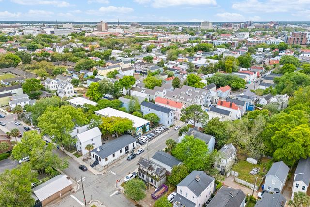 16 Amherst Street, Charleston, SC 29403
