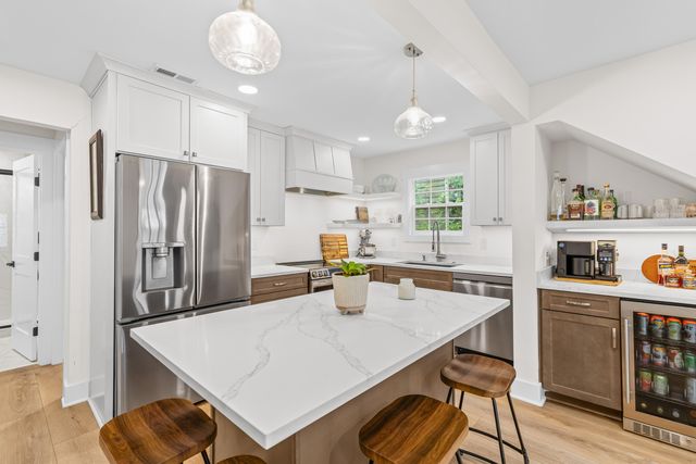 16 Amherst Street, Charleston, SC 29403