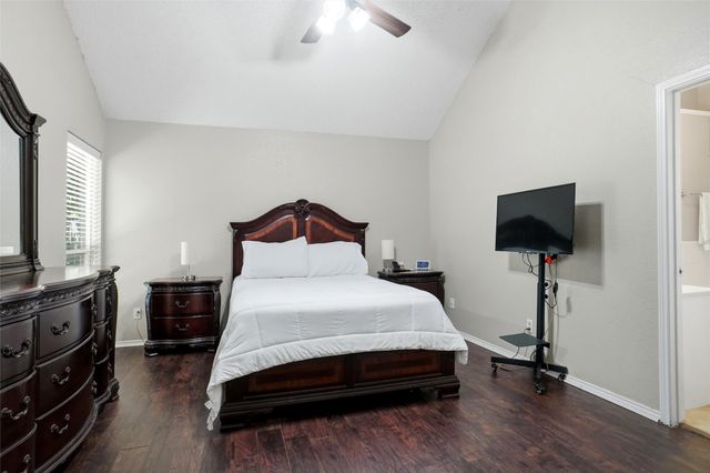 7108 Summerset Drive, Benbrook, TX 76126