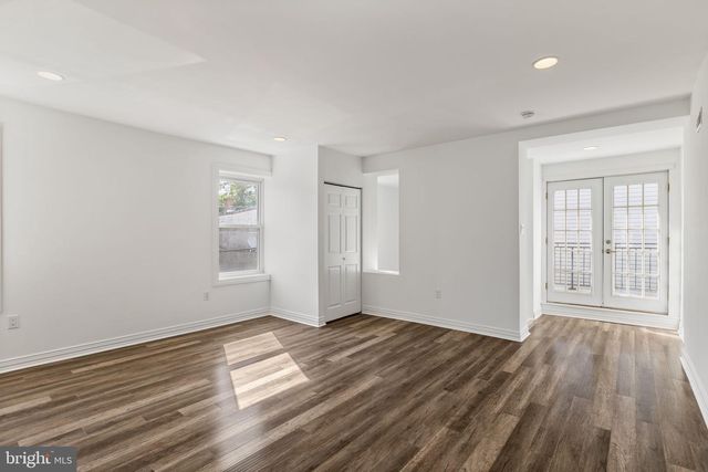 1226 S 21ST ST, Philadelphia, PA 19146