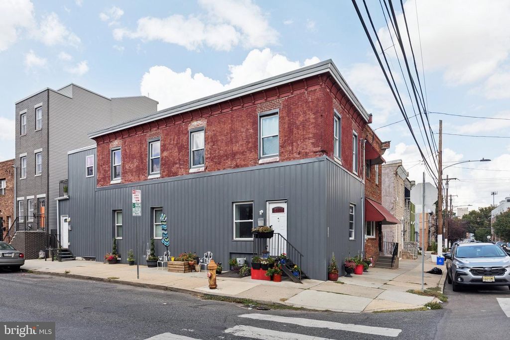 1226 S 21ST ST, PHILADELPHIA, PA 19146 — exterior