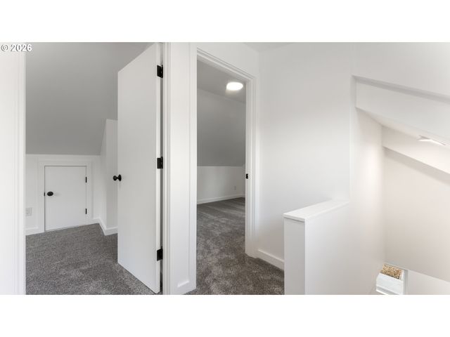 4715 Ne 100TH Ave, Portland, OR 97220