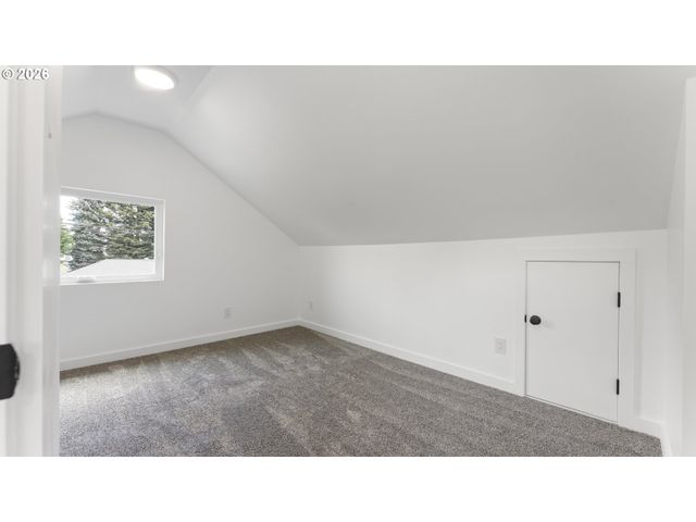 4715 Ne 100TH Ave, Portland, OR 97220