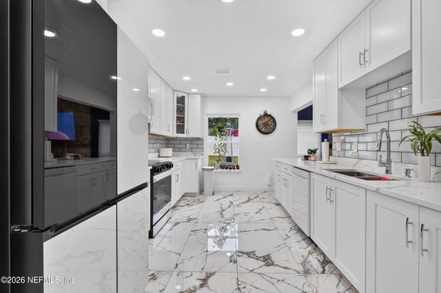 6244 POTTSBURG PLANTATION Boulevard, Jacksonville, FL 32216