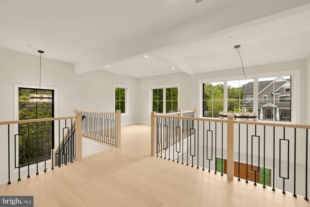 8314 THOREAU DR, Bethesda, MD 20817