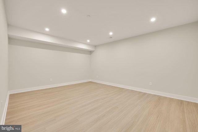 8314 THOREAU DR, Bethesda, MD 20817