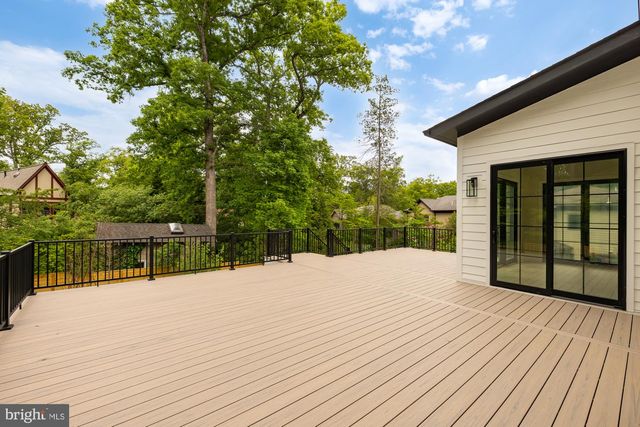 8314 THOREAU DR, Bethesda, MD 20817