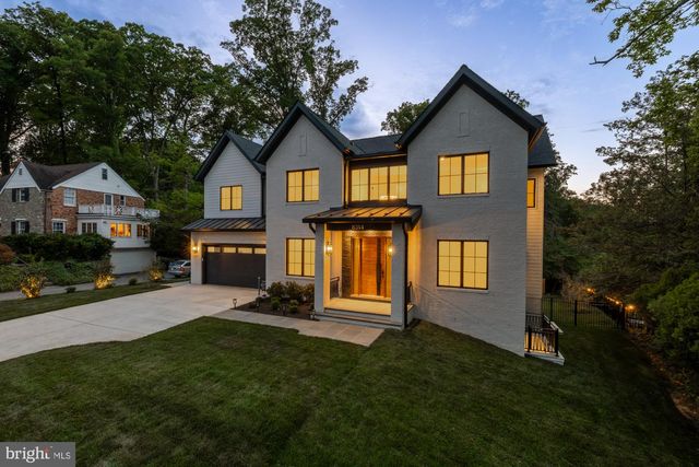 8314 THOREAU DR, Bethesda, MD 20817