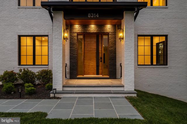 8314 THOREAU DR, Bethesda, MD 20817