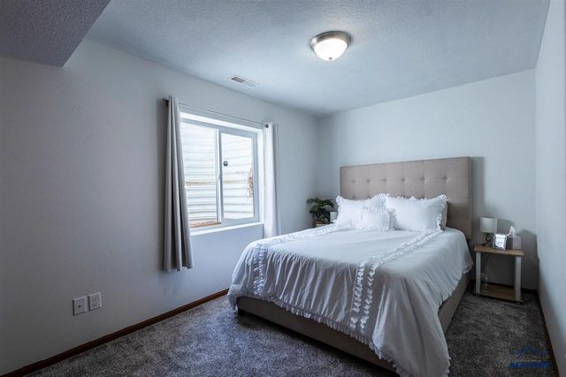 3922 Gallatin Avenue, Spearfish, SD 57783