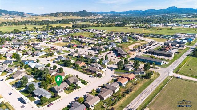3922 Gallatin Avenue, Spearfish, SD 57783