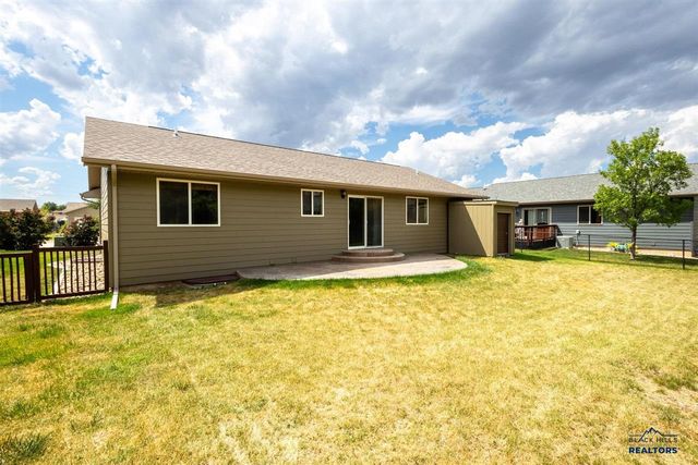 3922 Gallatin Avenue, Spearfish, SD 57783