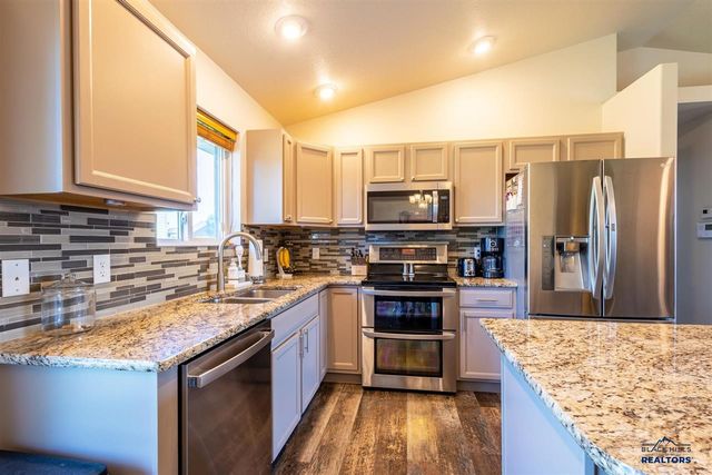 3922 Gallatin Avenue, Spearfish, SD 57783
