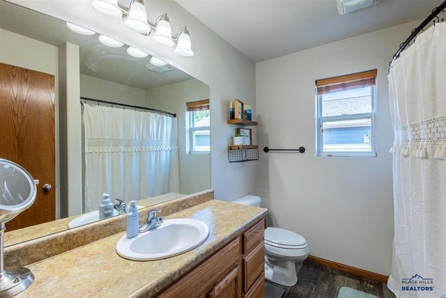 3922 Gallatin Avenue, Spearfish, SD 57783