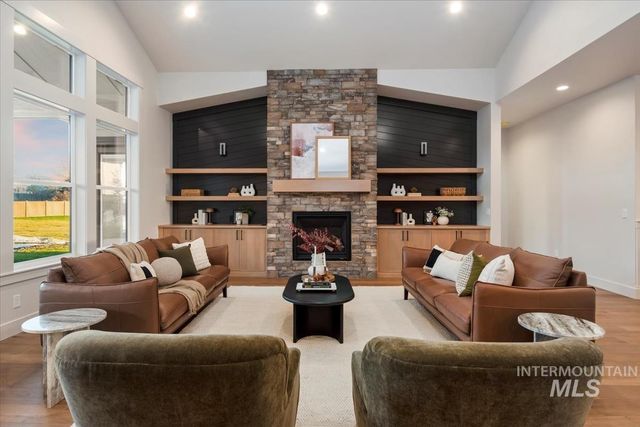 3460 N Costa Madera Way, Star, ID 83669