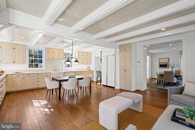 3549 SPRINGLAND LN NW, Washington, DC 20008