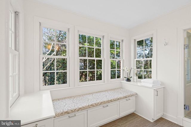 3549 SPRINGLAND LN NW, Washington, DC 20008