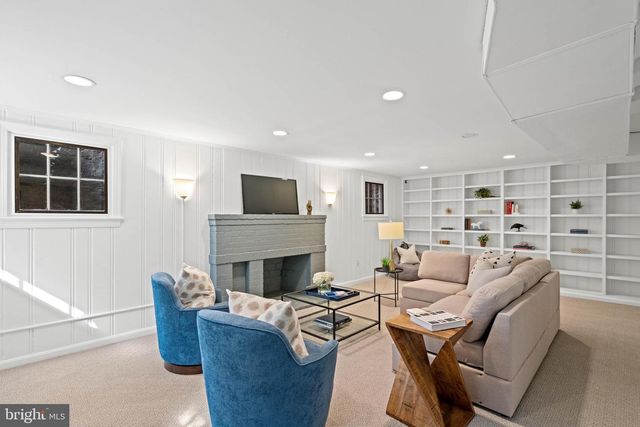 3549 SPRINGLAND LN NW, Washington, DC 20008