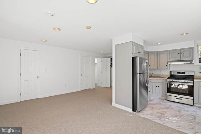 3549 SPRINGLAND LN NW, Washington, DC 20008