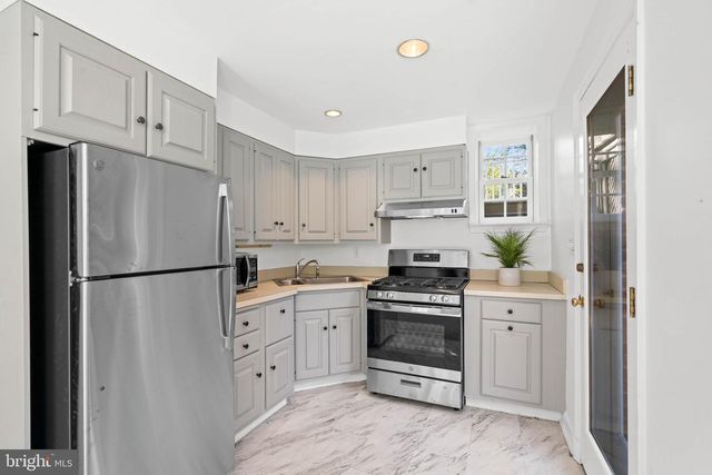 3549 SPRINGLAND LN NW, Washington, DC 20008