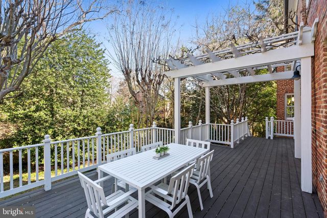 3549 SPRINGLAND LN NW, Washington, DC 20008