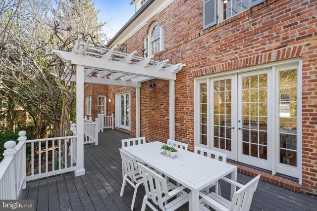3549 SPRINGLAND LN NW, Washington, DC 20008