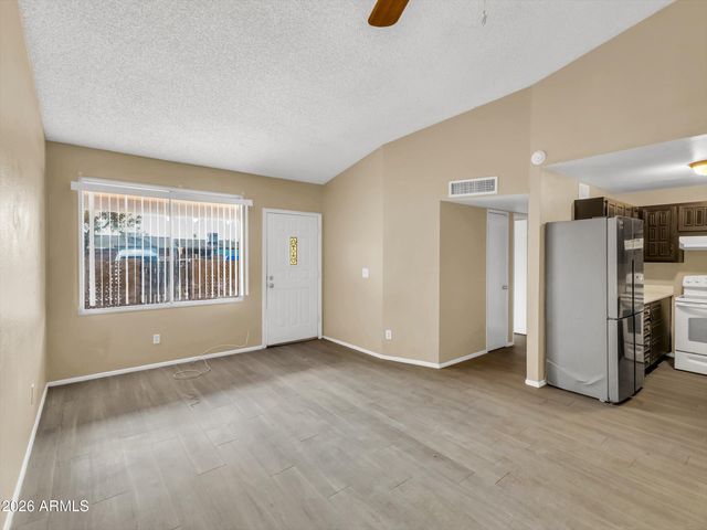 3645 N 69TH Avenue 30, Phoenix, AZ 85033