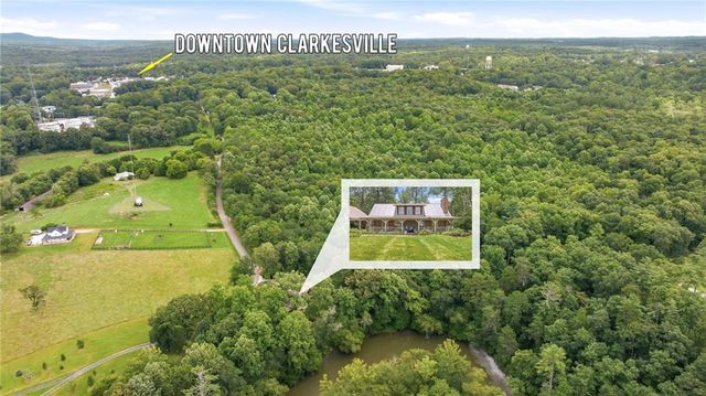 938 Waters Street W, Clarkesville, GA 30523