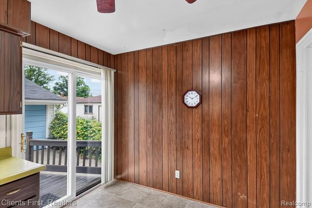 873 Schuman Street, Garden City, MI 48135