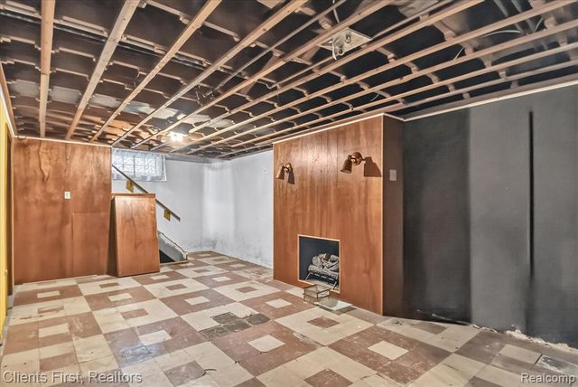 873 Schuman Street, Garden City, MI 48135