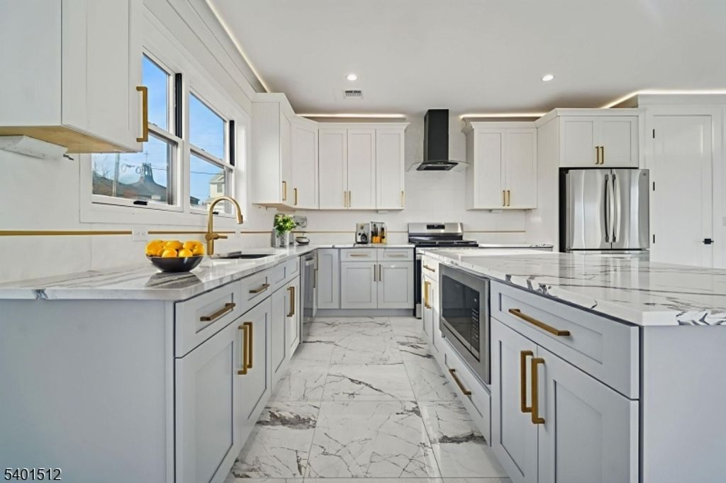 19 Mountain Ave, Mahwah Twp., NJ 07430