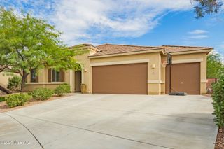 9420 E Adriana Way, Vail, AZ 85641