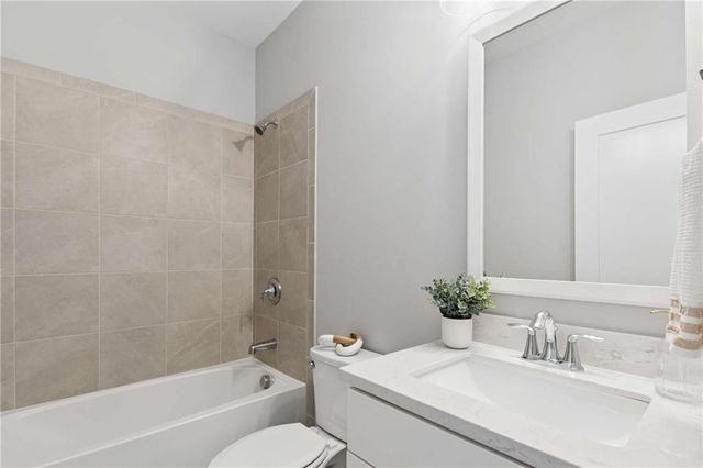 6608 Cadence Boulevard, Atlanta, GA 30328