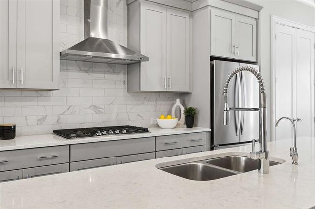 6608 Cadence Boulevard, Atlanta, GA 30328