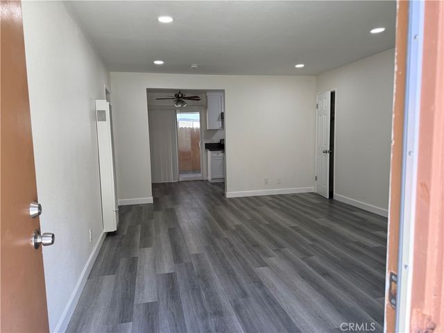 3523 W Del Monte 4, Anaheim, CA 92804