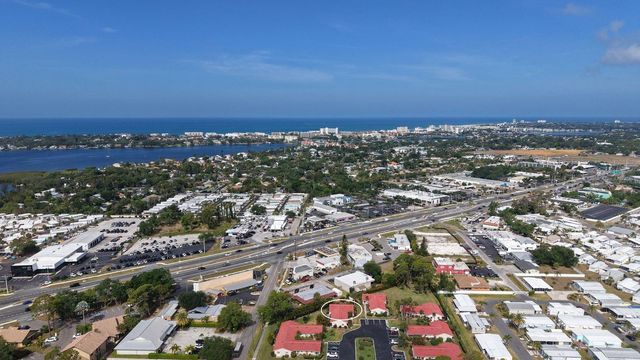2121 PUEBLO CIRCLE V6, Sarasota, FL 34231