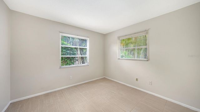 2121 PUEBLO CIRCLE V6, Sarasota, FL 34231