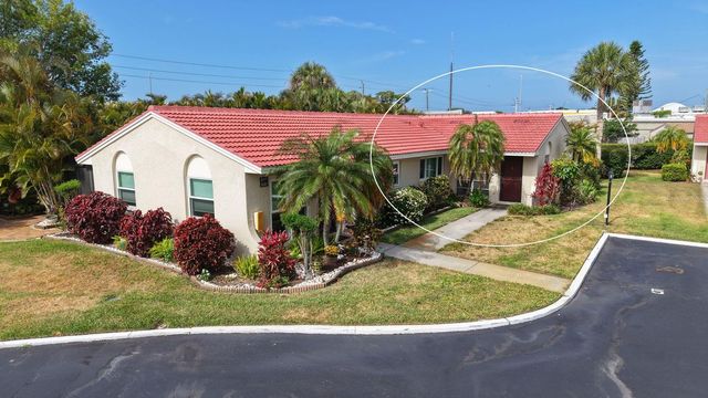 2121 PUEBLO CIRCLE V6, Sarasota, FL 34231