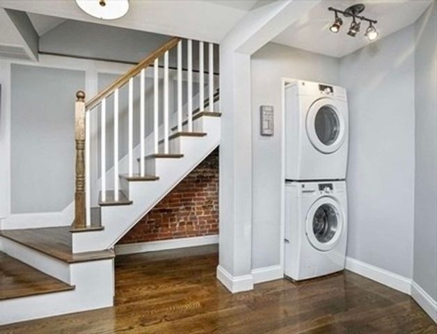 149 G St 1, Boston, MA 02127
