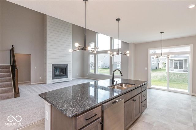 7168 Bayview Run, Mccordsville, IN 46055
