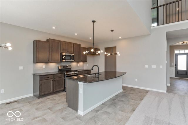 7168 Bayview Run, Mccordsville, IN 46055