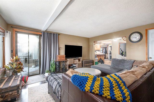 67 Sundago Park Street, Hastings, MI 49058