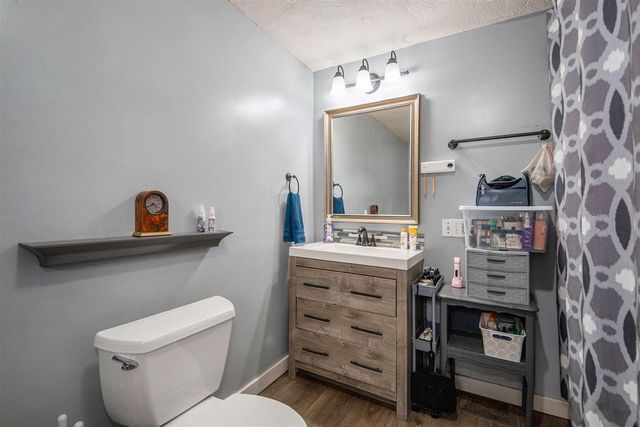 67 Sundago Park Street, Hastings, MI 49058