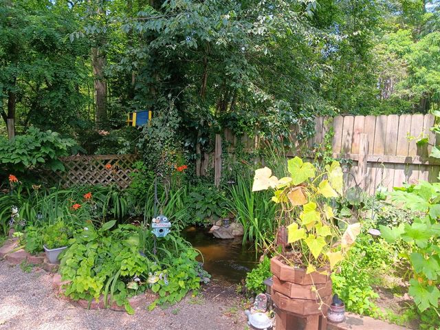 67 Sundago Park Street, Hastings, MI 49058