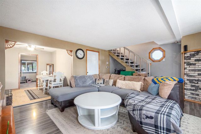 67 Sundago Park Street, Hastings, MI 49058