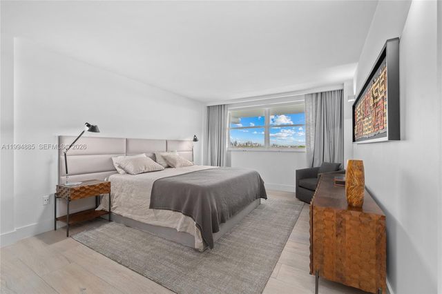 177 Ocean Lane Dr 812, Key Biscayne, FL 33149