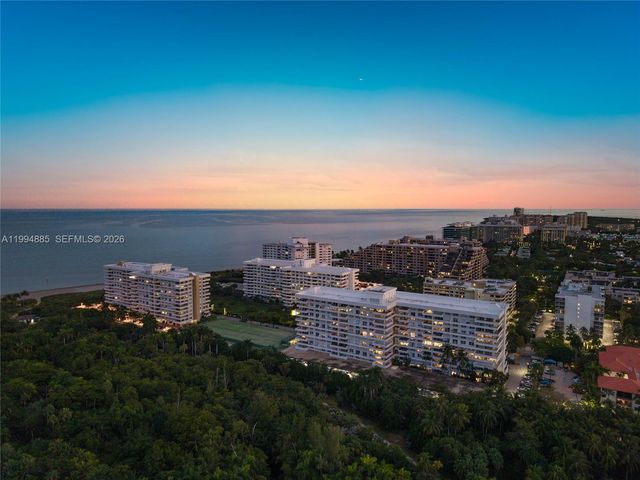 177 Ocean Lane Dr 812, Key Biscayne, FL 33149