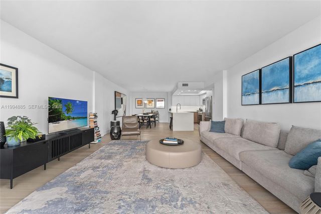 177 Ocean Lane Dr 812, Key Biscayne, FL 33149